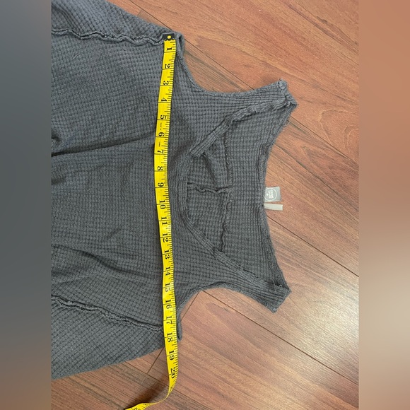 Paper Crane tank top crop - Picture 5 of 7